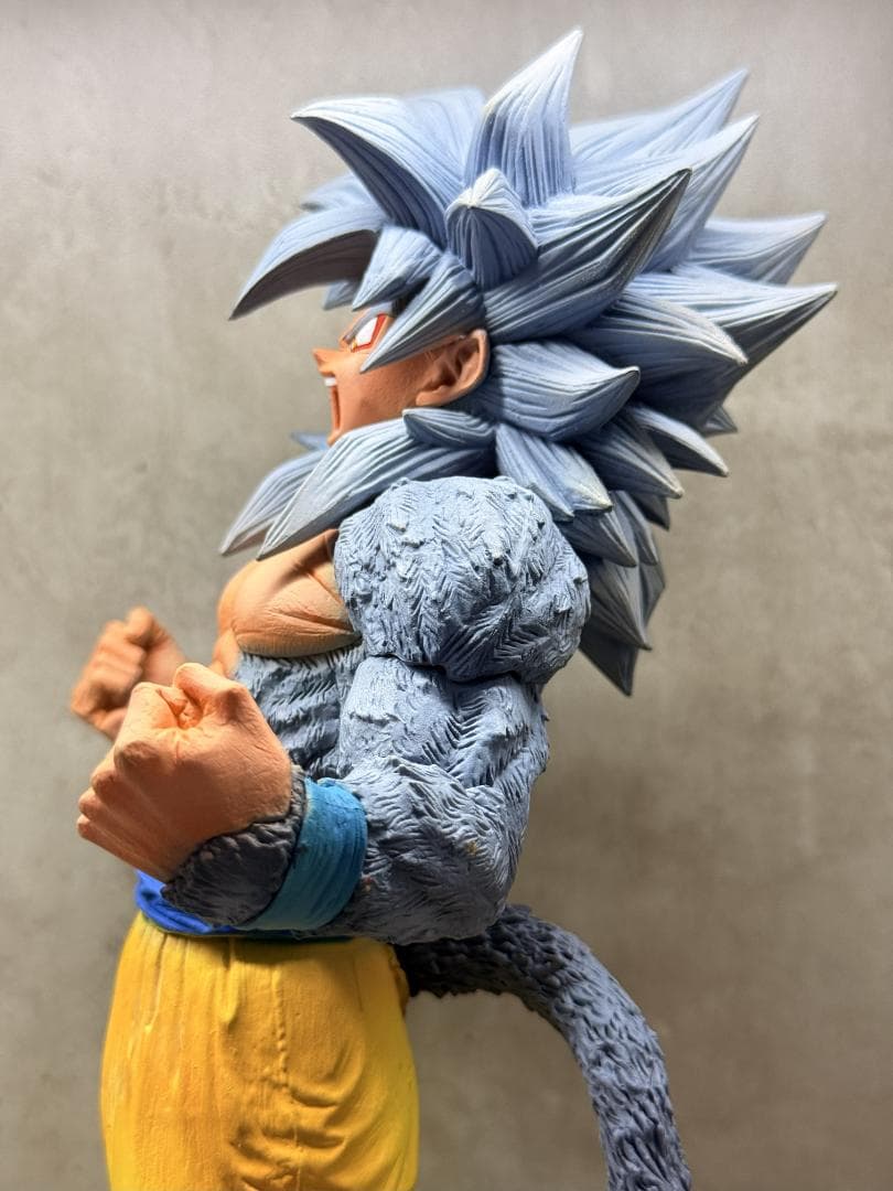 孫悟空 SMSP 超サイヤ人4 リペイントカスタム品 孫悟空 SMSP 超サイヤ人4 リペイントカスタム品