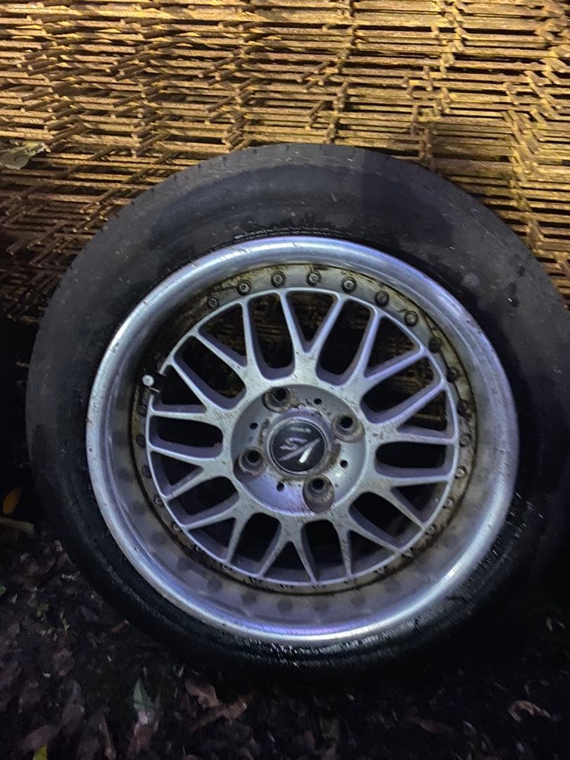 アルミホイール