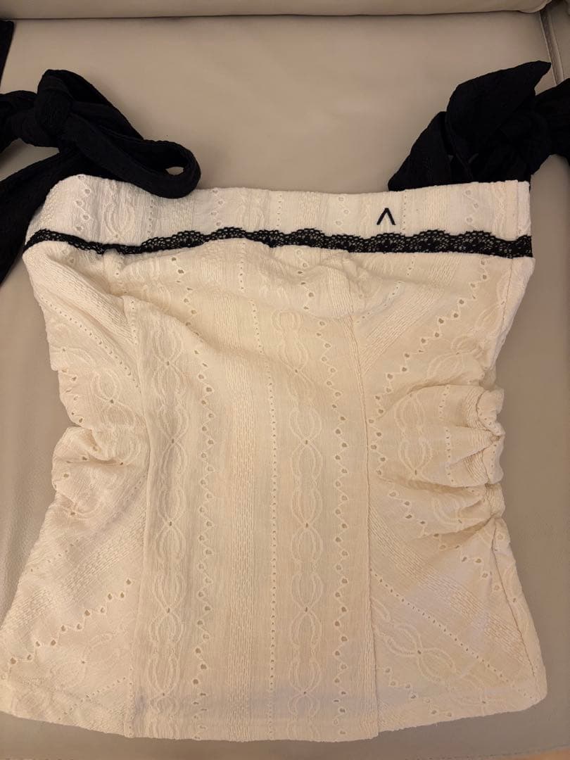 アンドマリー　リボントップス