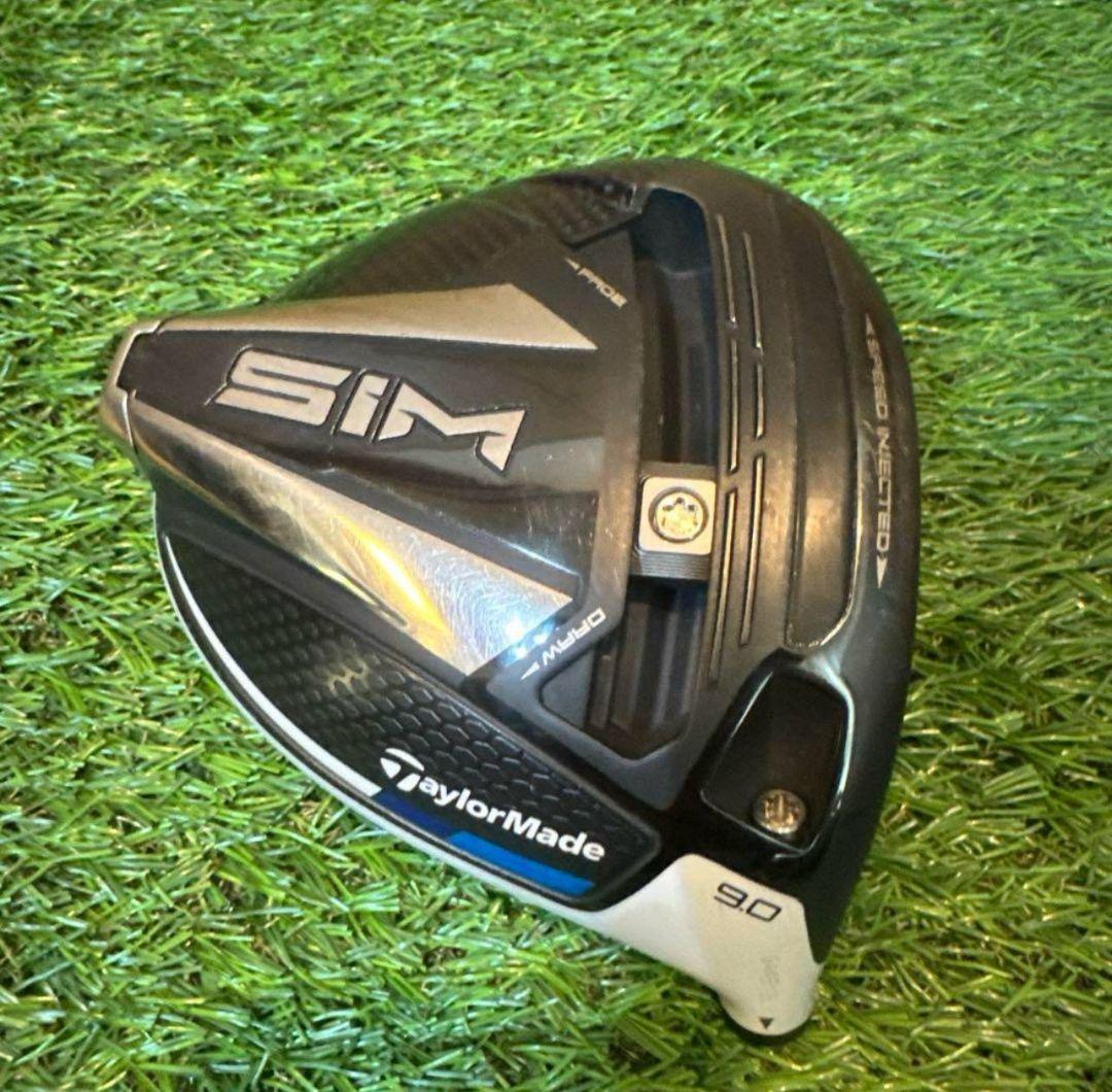 TaylorMade SIM ドライバーヘッド 9.0度 カバー付き - メルカリ