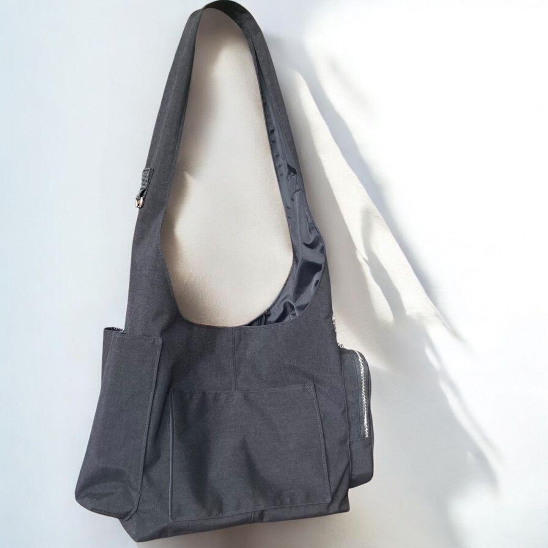shoulder bag／コーデュラ black