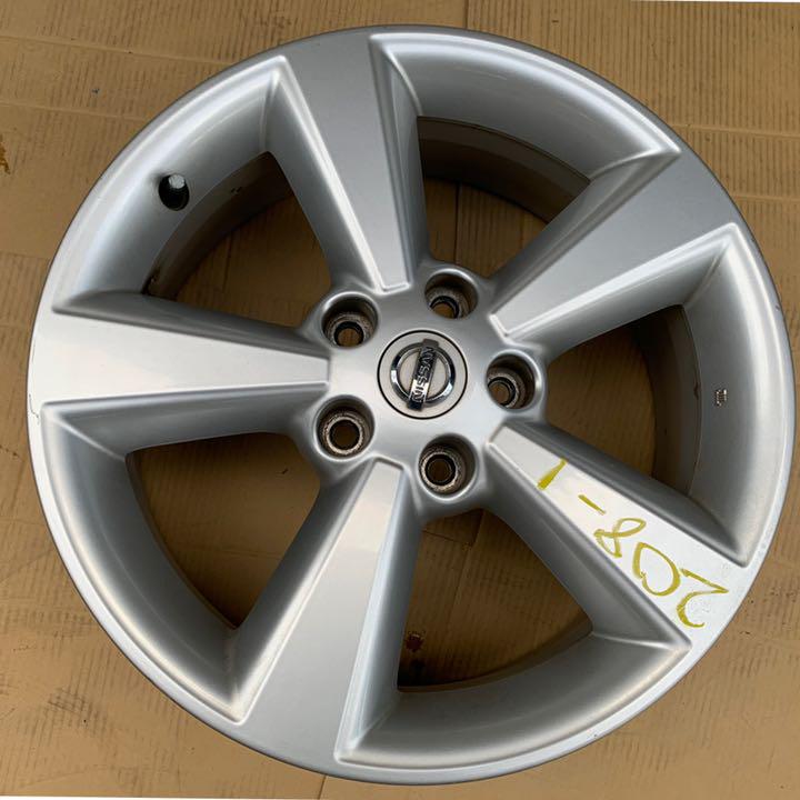 ★ ホイール 4本 日産 純正 17x6.5J+40 /114.3 5H出品です