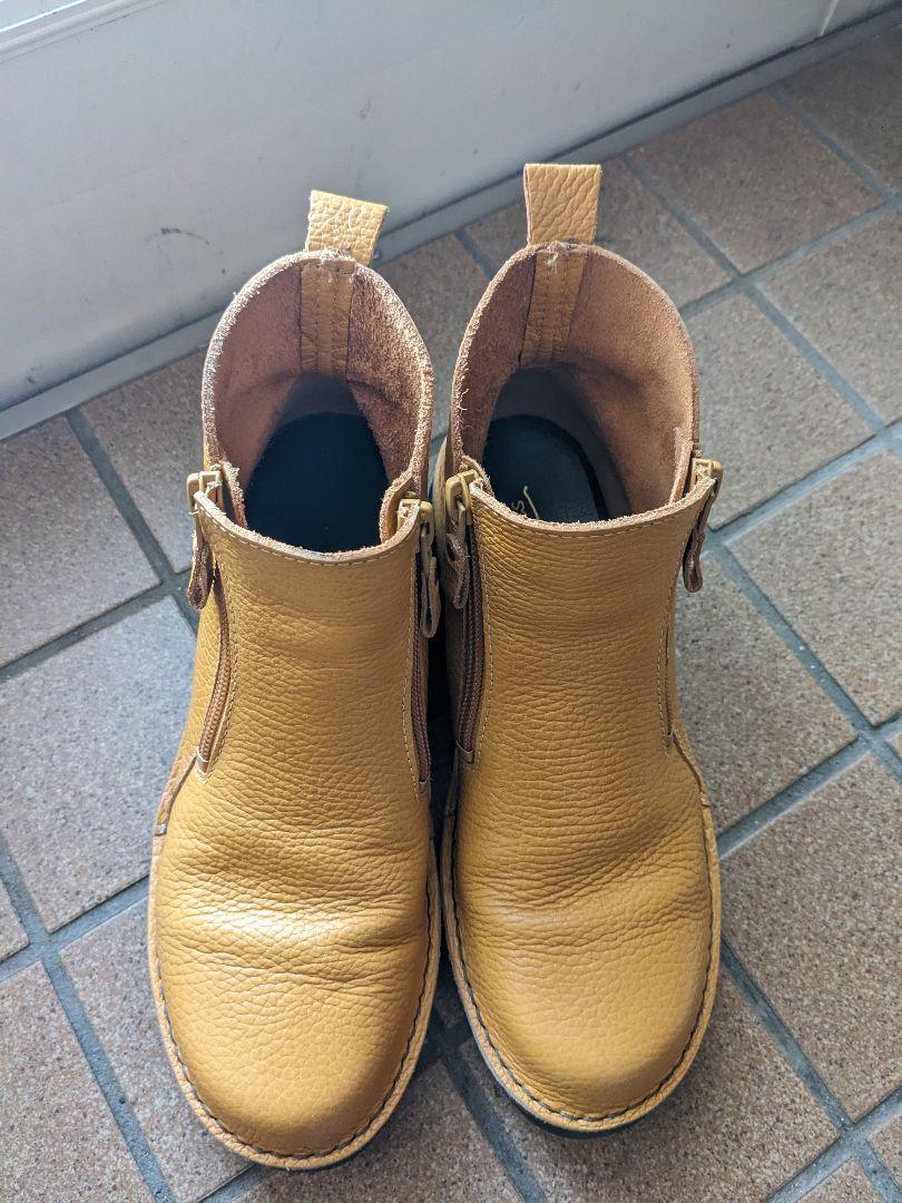 【美品】レディース ショートブーツ23cmEEEE