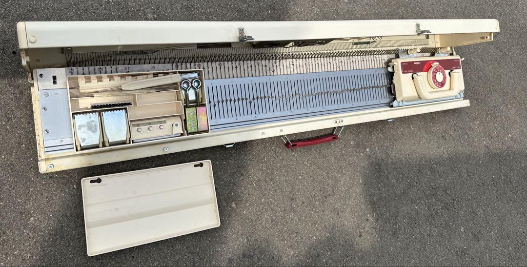 ブラザー編み機 KH-230（H77） ブラザー編み機 KH-230（H77）Ω