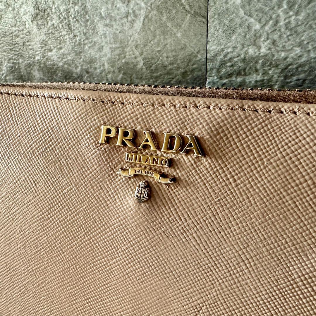 PRADA サフィアーノラウンドファスナー長財布