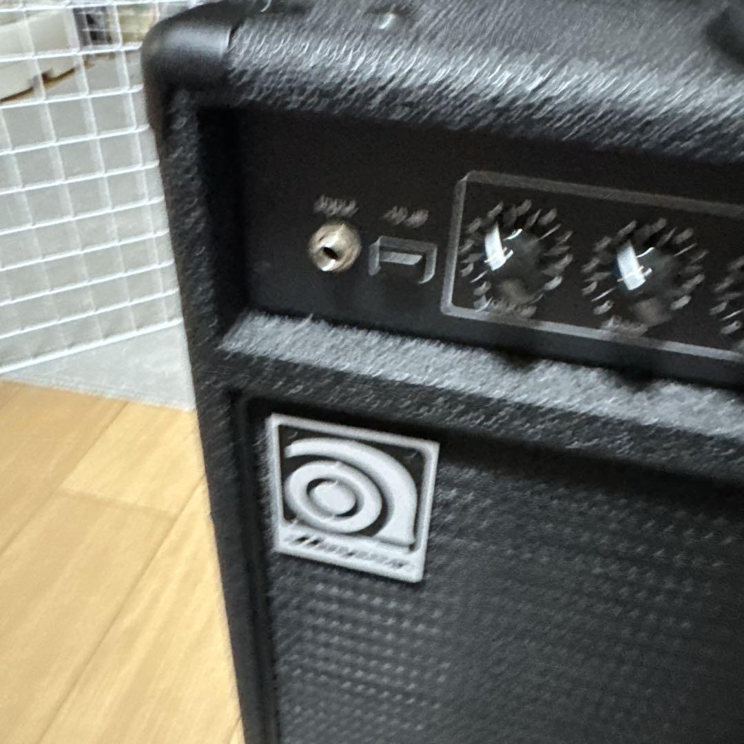 Ampeg BA-108 ベース用アンプ v2