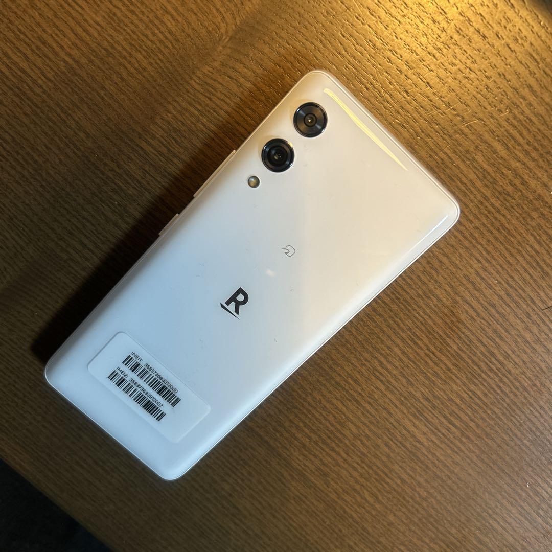 Rakuten Hand ホワイト 本体 + 付属品 Rakuten Hand ホワイト 本体 + 付属品