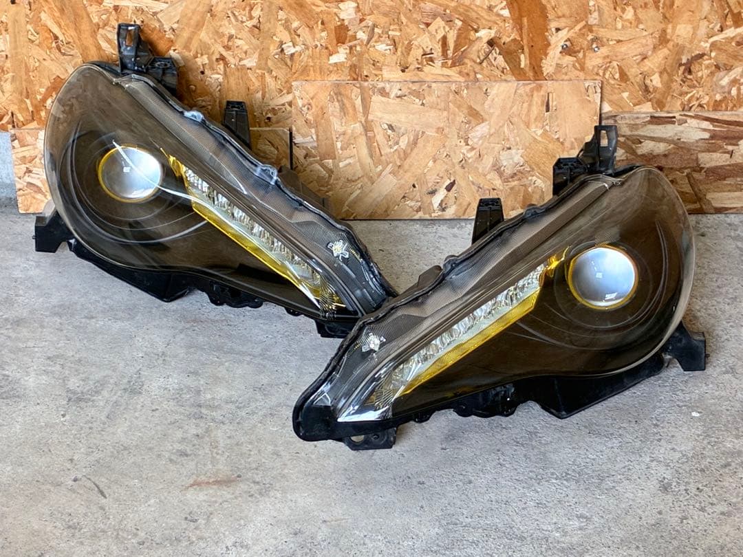 86 前期ヘッドライト　爆光55W化　インナーマットブラック&キャンディゴールド