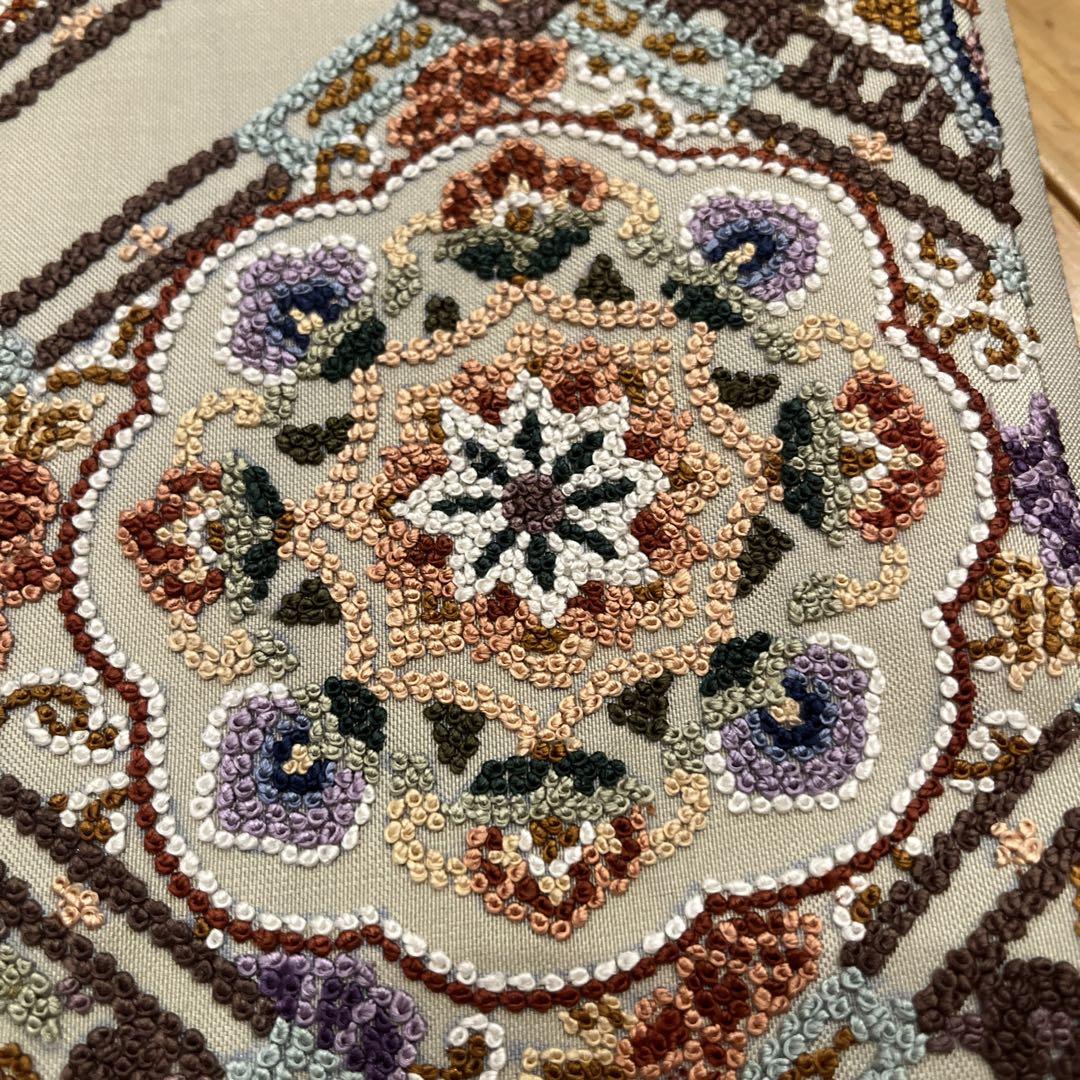 袋帯 逸品 華文 草花 相良刺繍 六通 正絹
