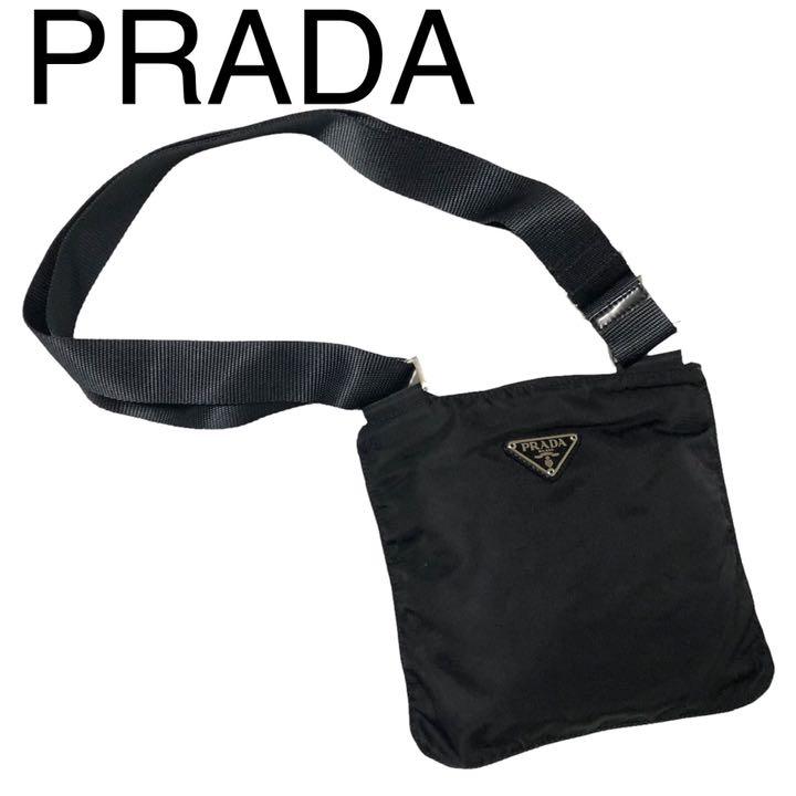 美品 PRADA ナイロンショルダーバッグ 三角プレート サコッシュ 黒 新しいブランド 美品 PRADA ナイロンショルダーバッグ 三角プレート サコッシュ 黒 新しいブランド