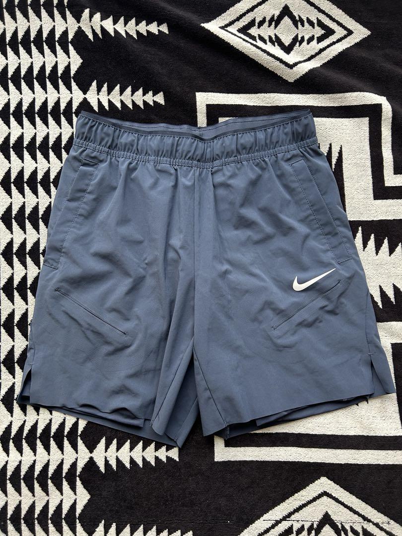 ヤニックシナー着用！Nike Court Advantage テニス Tシャツ