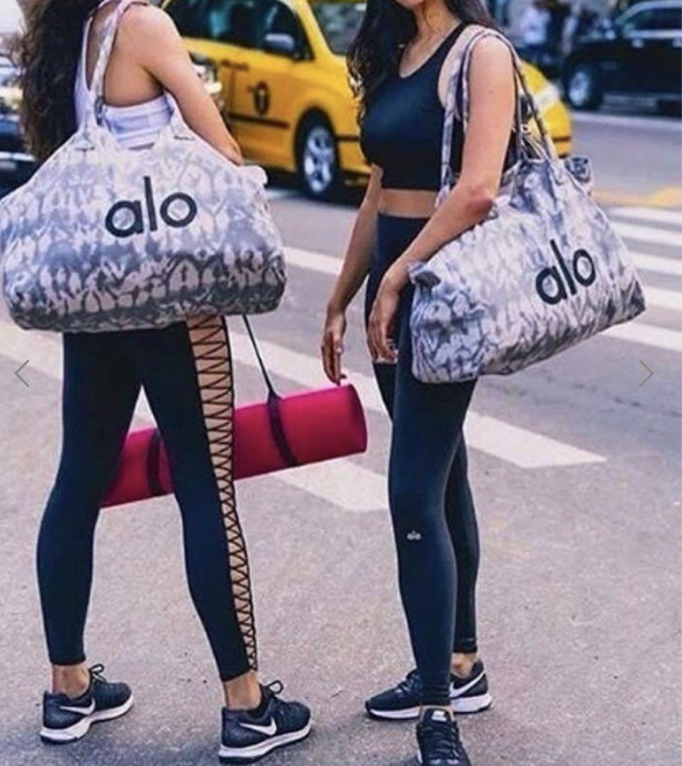 Alo yoga トートバッグ - バッグ新 モデル