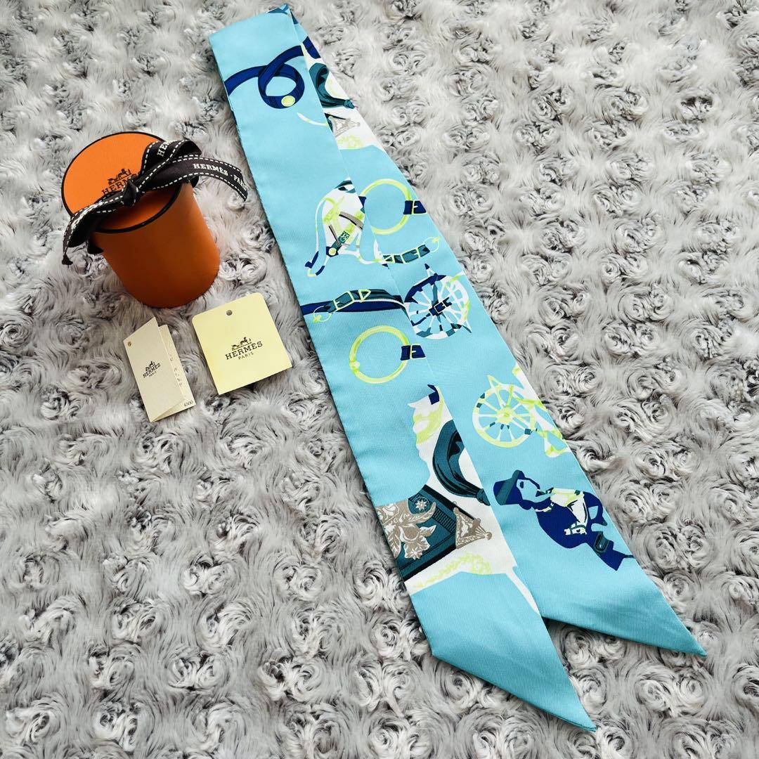 【美品】HERMES エルメス ツイリー エメラルドグリーン