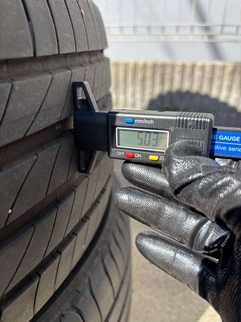 ①225/50R18 ミシュラン　PRIMACY4 4本セットのうち2本