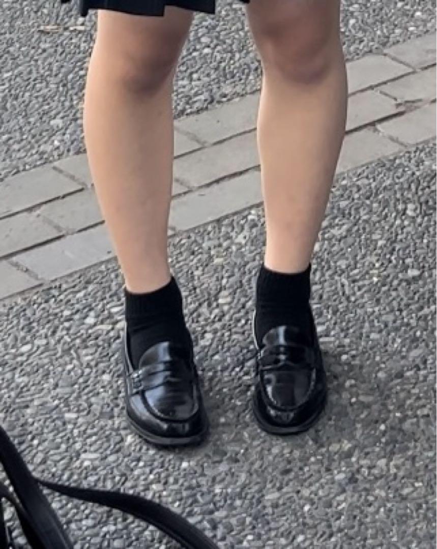 ハルタ　ローファー　女子高校生　jk