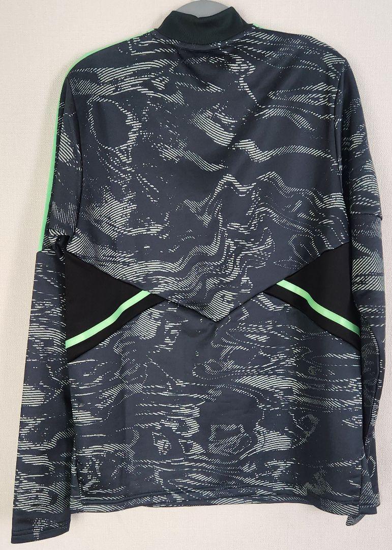 新品タグ付き☆adidas レアル・マドリード ジャージ M