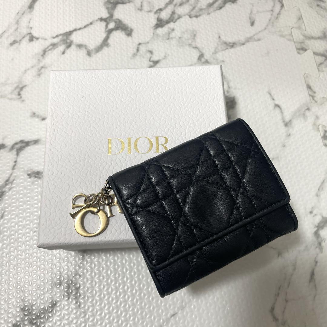 DIOR Lady Dior Lotus ウォレット　財布　ラムスキン