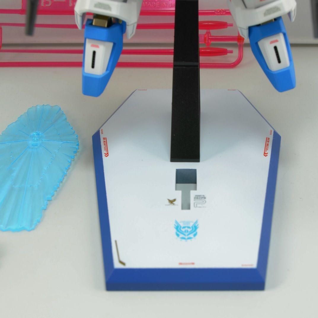 HG マイティーストライクフリーダムガンダム 塗装 完成品 ガンプラ HG マイティーストライクフリーダムガンダム 塗装 完成品 ガンプラ