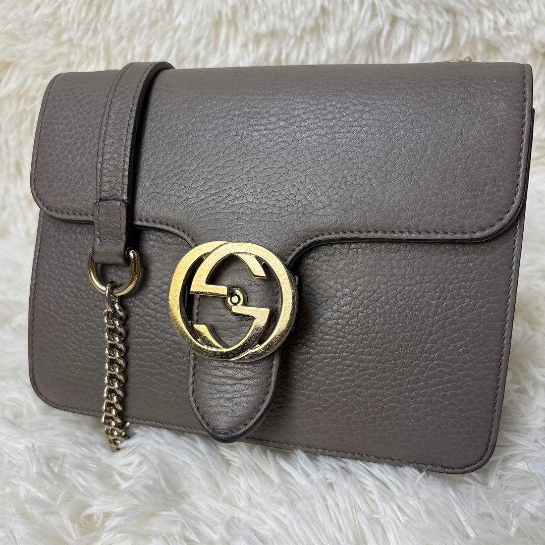 美品✨GUCCI ショルダーバッグ　グレー　インターロッキング　シボ革
