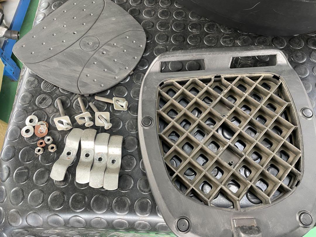 GIVI K30N2 モノロック　リアボックス　デイトナオリジナル
