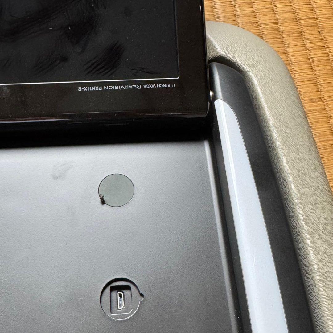 フリップダウン目立った傷や汚れなし