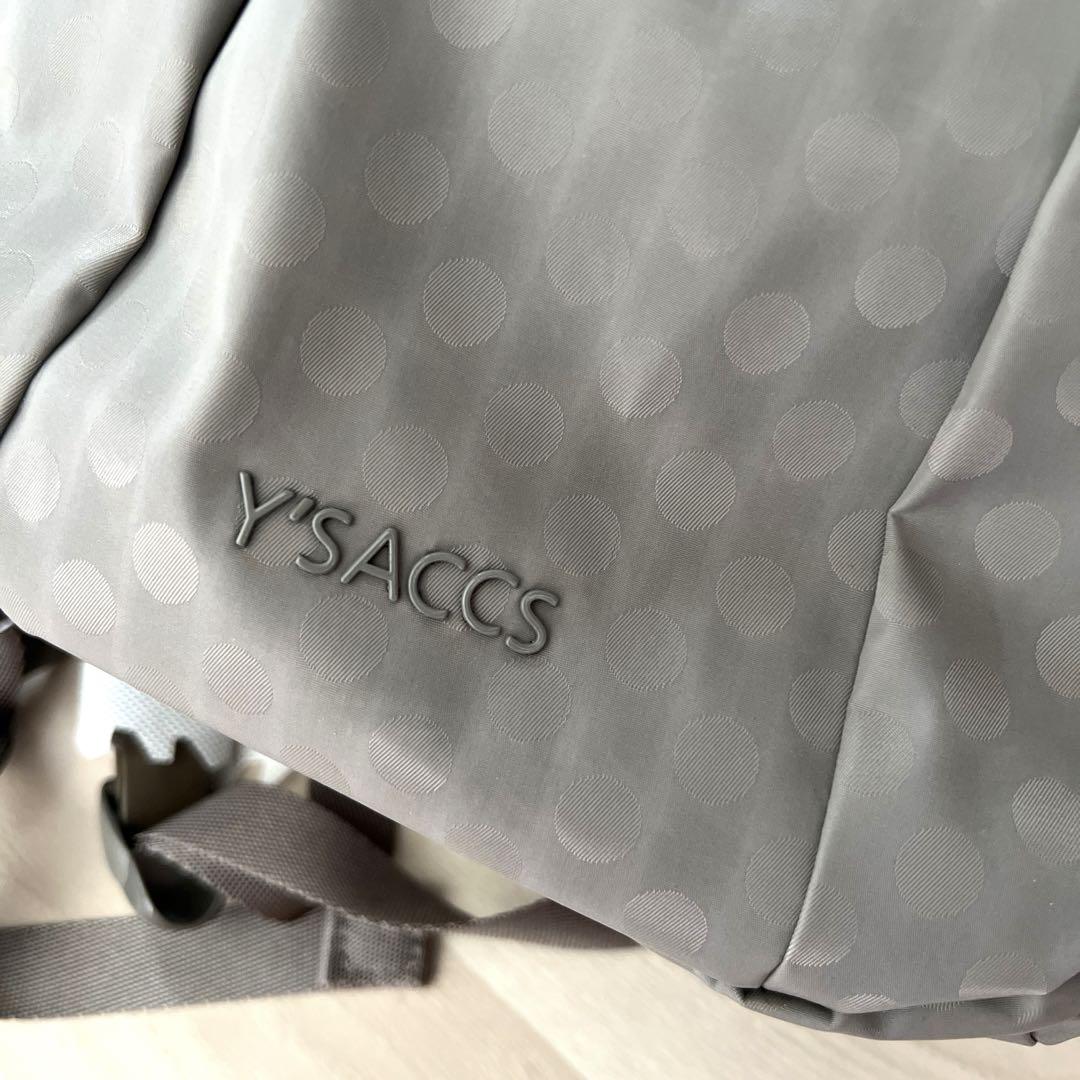 Y'S ACCES グレー ドット柄 リュック