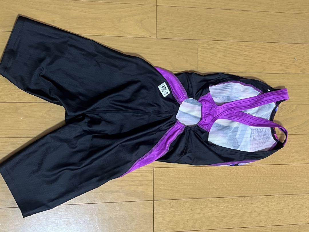 新品未使用　アリーナ ARH-9060W 競泳水着 S 黒/紫