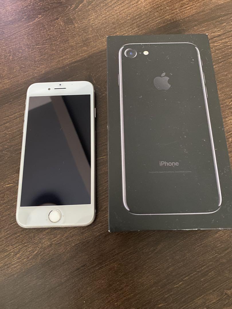 Apple iPhone 7 シルバー 本体 箱付き 電源が付きません - メルカリ