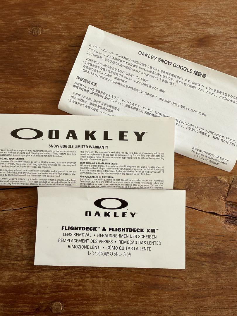 OAKLEY ゴーグル 赤色ミラー（レディース）