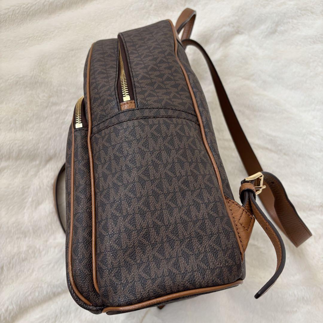 MICHAEL KORS モノグラムバックパック