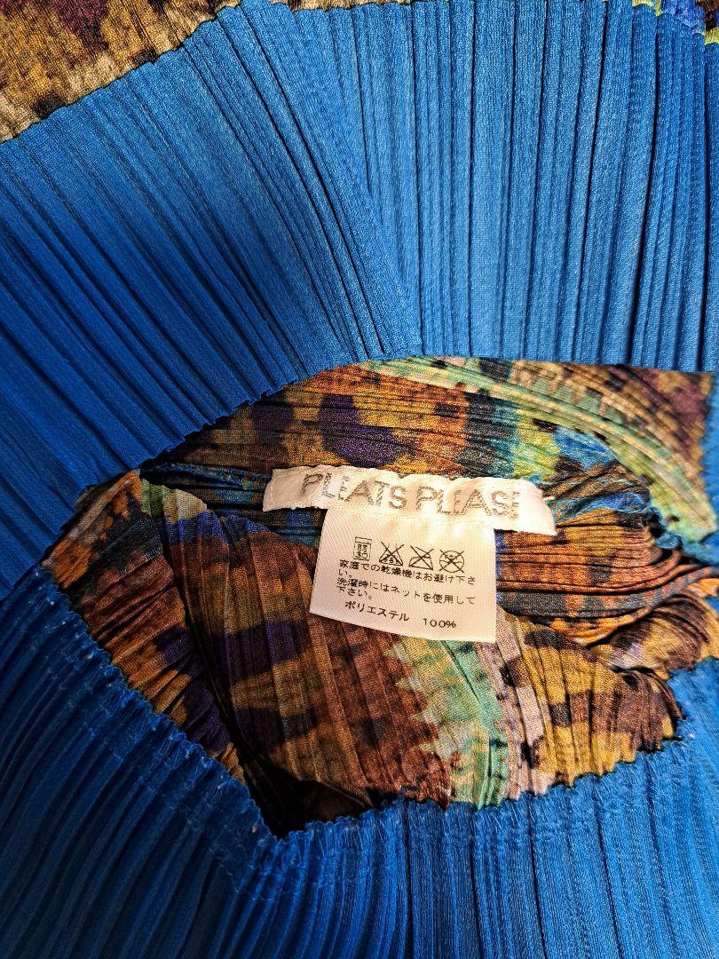 輝い PLEATS PLEASE! グラニースクエアVネックカットソー 半袖 サイズ3 トップス