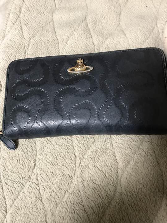 100 ％品質保証 ヴィヴィアンウエストウッド 長財布 小物
