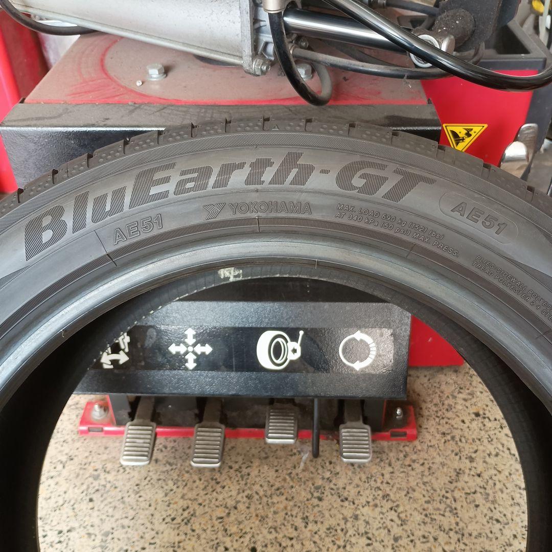 215/50R17 2021年 横浜 ブルーアースGT 夏タイヤ 2本