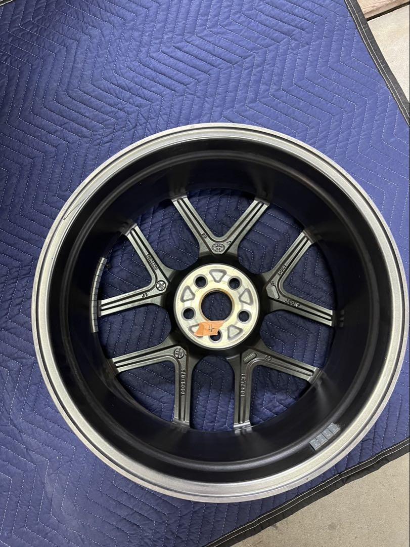 プリウス GRスポーツ 純正 ホイール 新車外し - メルカリ