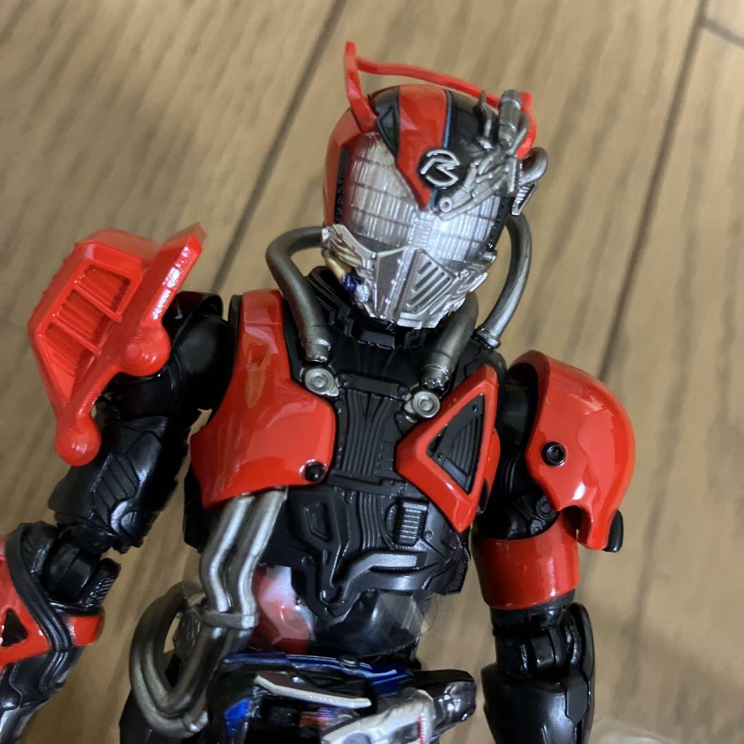 フィギュアーツ　仮面ライダー　ドライブ　超デッドヒート　サプライズフューチャー