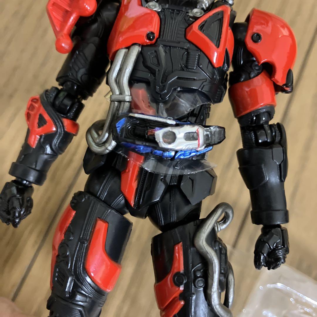 フィギュアーツ　仮面ライダー　ドライブ　超デッドヒート　サプライズフューチャー