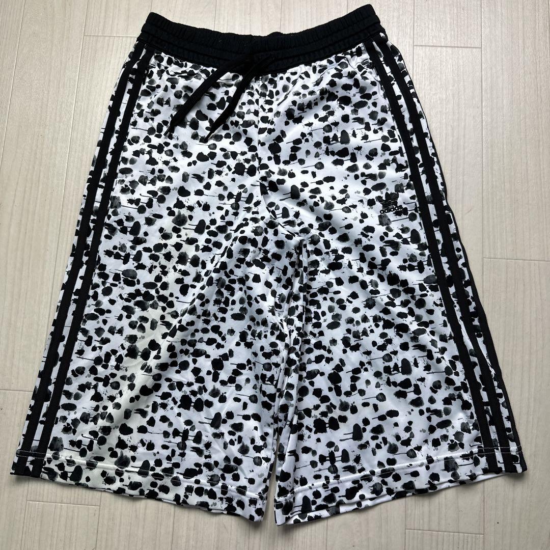アディダス総柄バスパンM トレフォイル刺繍サイドライン