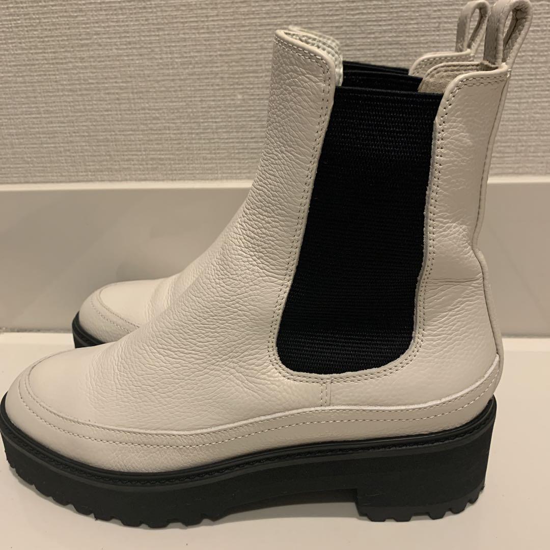 定価¥28,050 【DIANA】サイドゴアブーツ　トレンドブーツ
