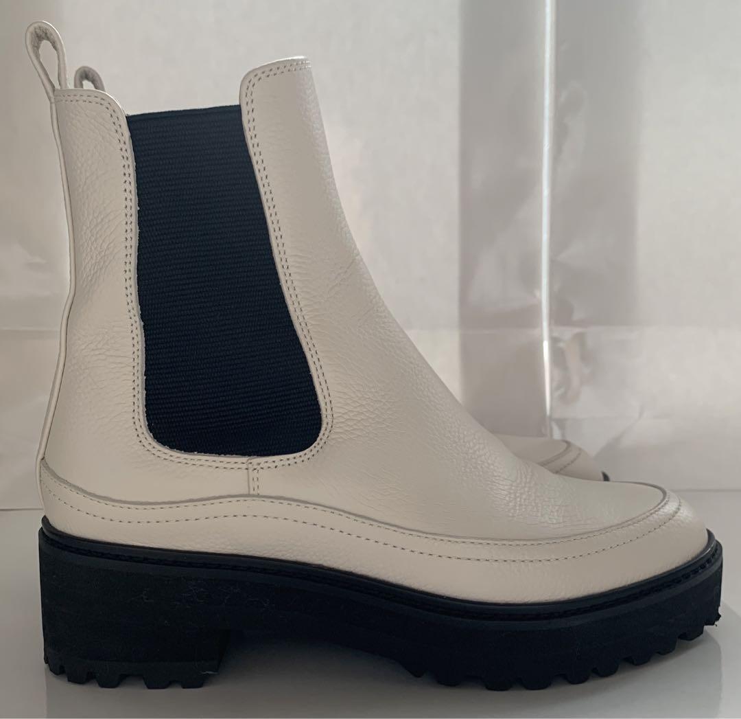 定価¥28,050 【DIANA】サイドゴアブーツ　トレンドブーツ
