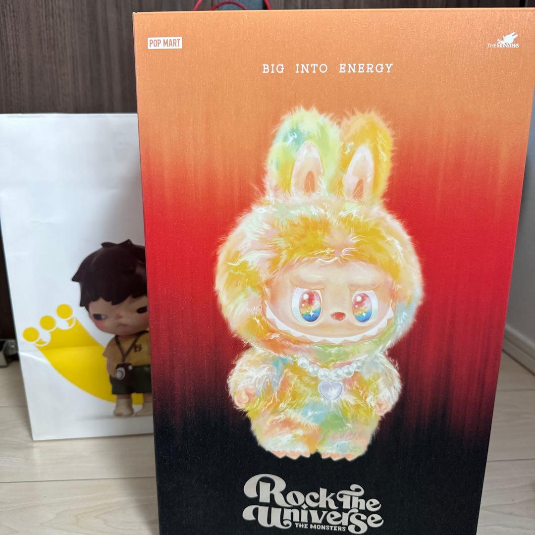 LABUBU ROCK THE UNIVERSE Vinyl PlushDoll