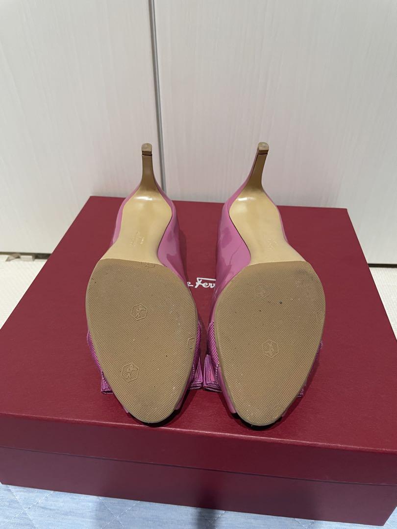24cm 7D オープントゥパンプス ヴァラ　Ferragamo