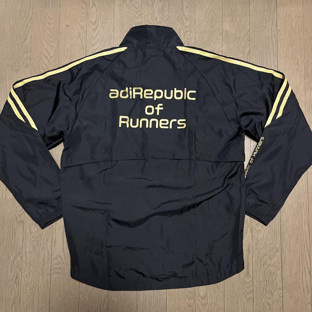 希少！adidas ランニングジャケット　バックプリント！