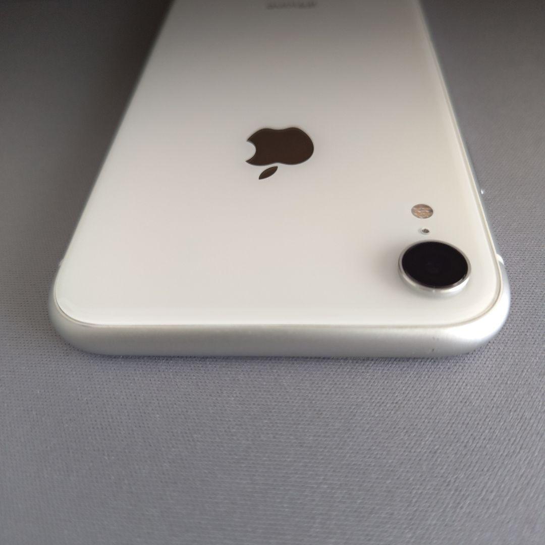 Apple iPhone XR ホワイト白 本体64GB SIMロックなし