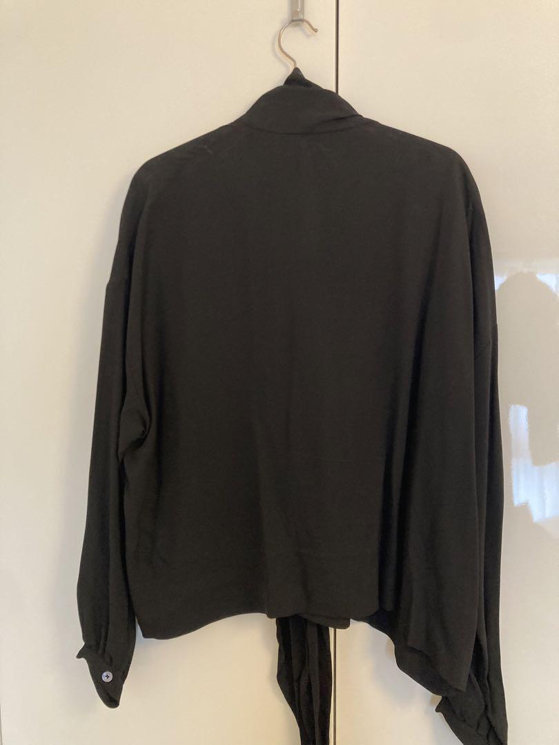 シルククレープジョーゼットボウブラウス×USEDスウェット
