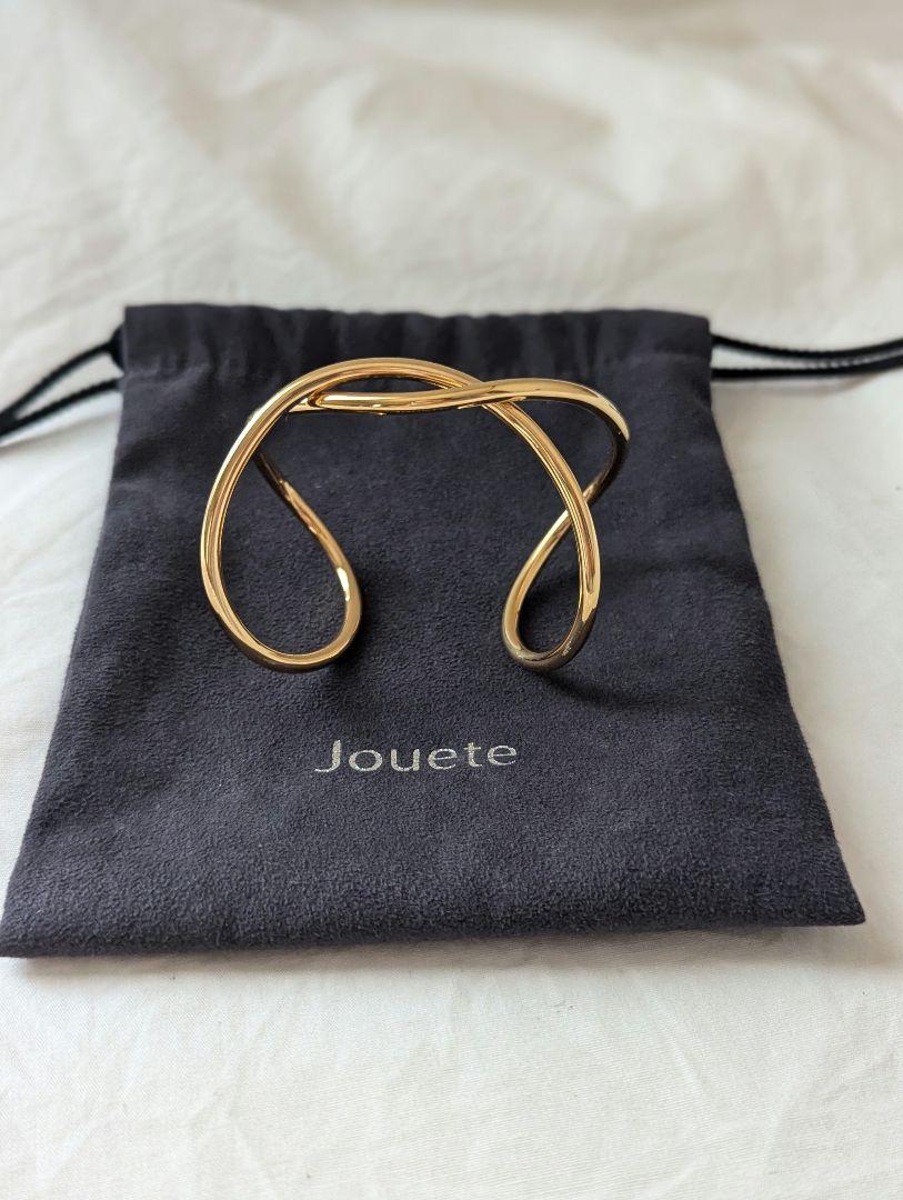 完売商品☆美品☆ジュエッテ　変形バングル　ゴールド