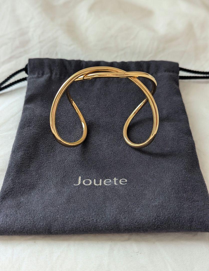 完売商品☆美品☆ジュエッテ　変形バングル　ゴールド