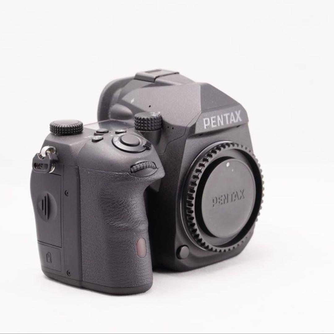 R【1602ショット】PENTAX K-3IIIモノクローム