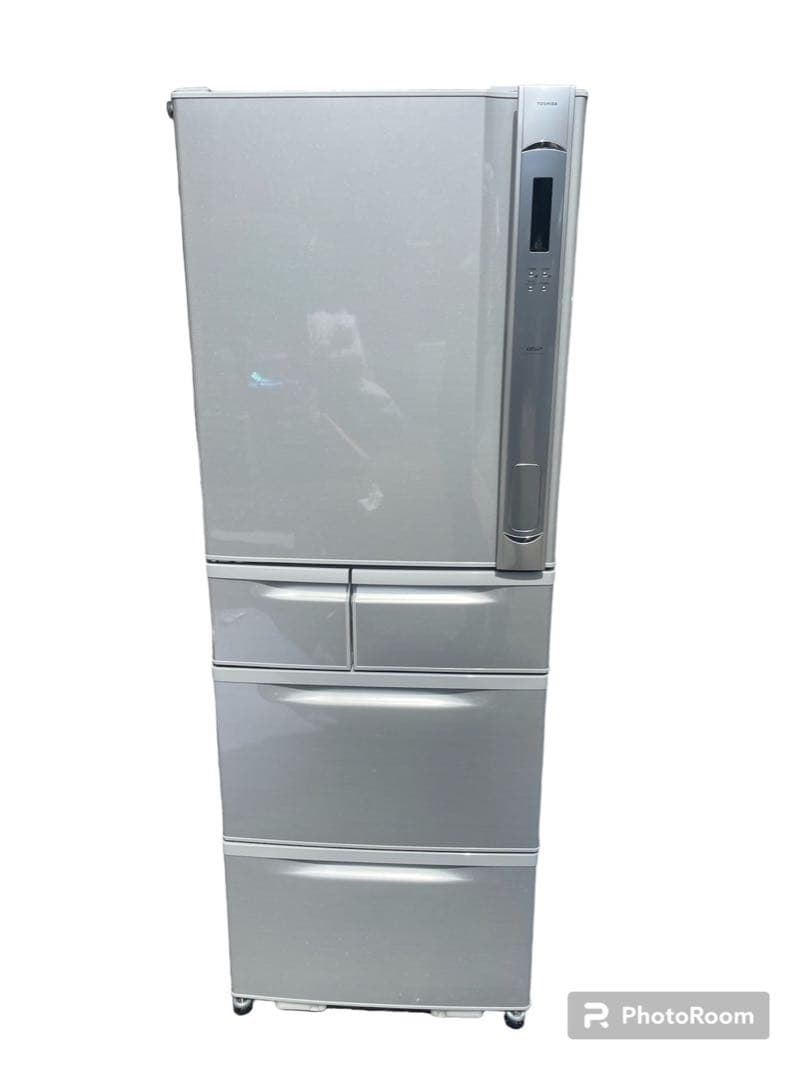 C7132☆2023年製☆未使用に近い☆シャープ冷蔵庫ホワイト右.左