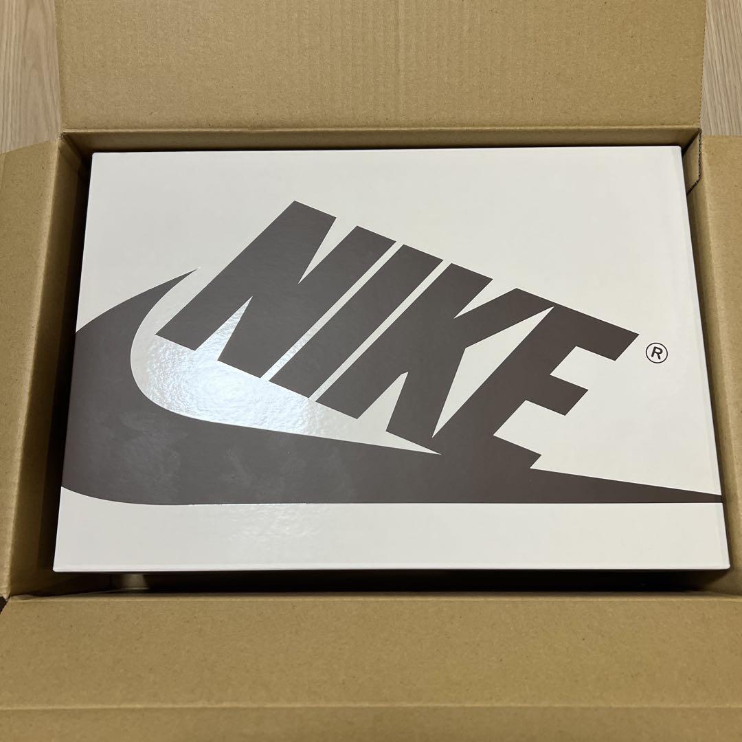 靴 NIKE AJ1 LOW OG TRAVIS SCOTT