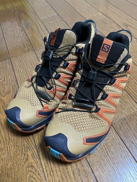 美品SALOMON サロモン XA PRO 3D v8 ランニング
